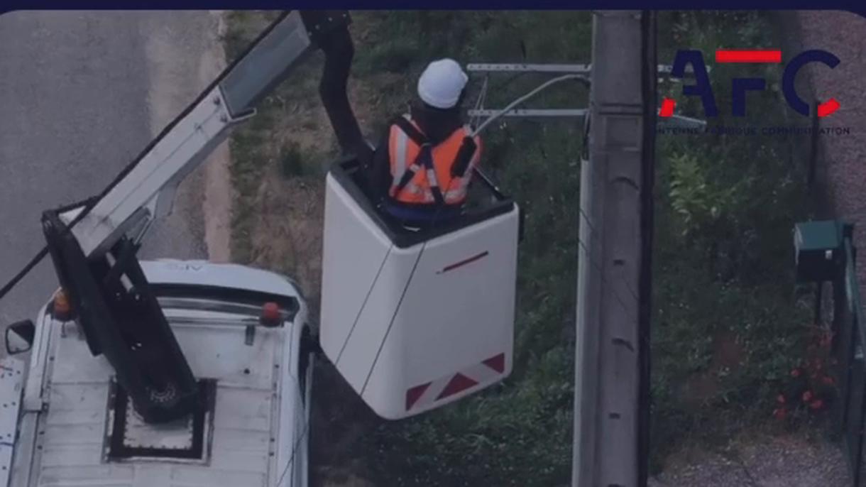 Technicien AFC en nacelle